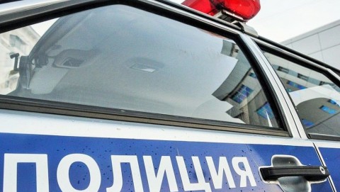 В Борисоглебске сотрудники полиции задержали гражданок, воспрепятствовавших осуществлению избирательных прав